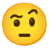 Gesicht mit hochgezogenen Augenbrauen